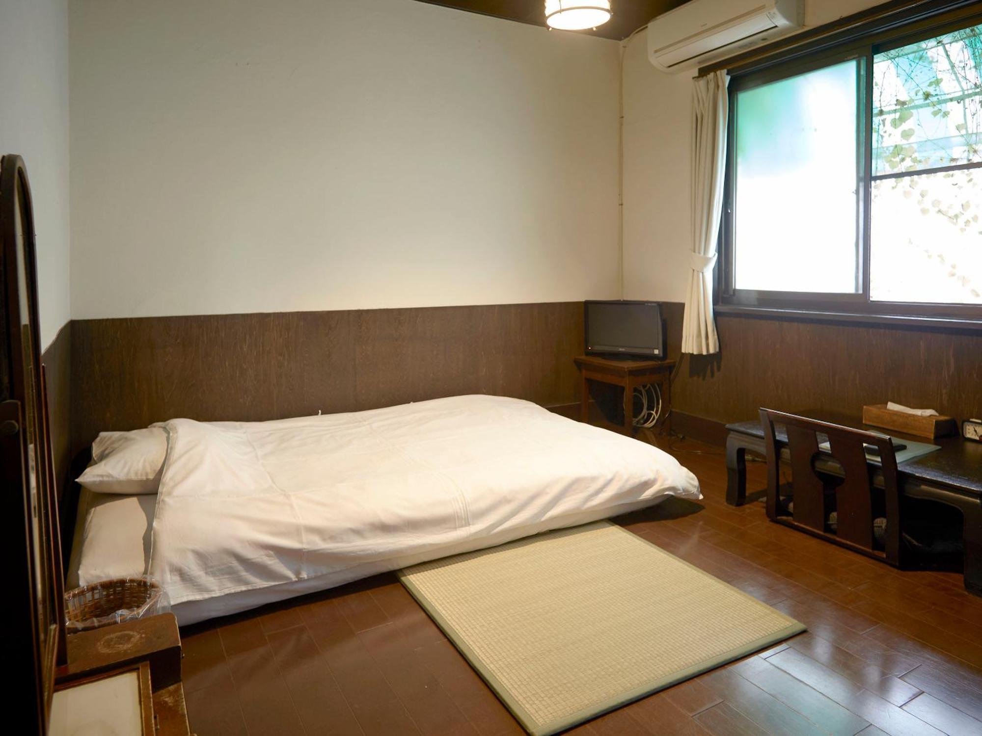 竹家荘旅館 尼崎市 部屋 写真